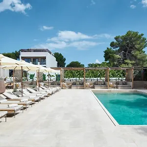 https://barefoot-hotel-mallorca-neueroffnung.allmallorcahotels.com