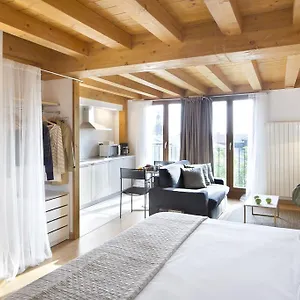 Apartment La Casa De Santa Maria Estudios, Vitoria-Gasteiz